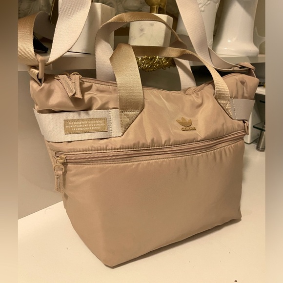 adidas Originals Puffer Shopper Tote bag in great condition.Peach color - Picture 3 of 16